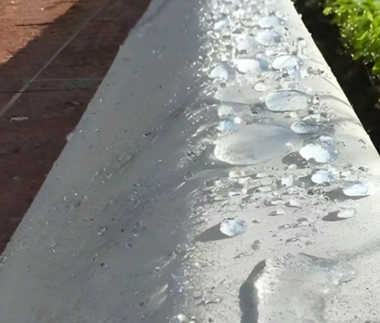 平湖硅烷浸渍涂料在混凝土保护中的应用